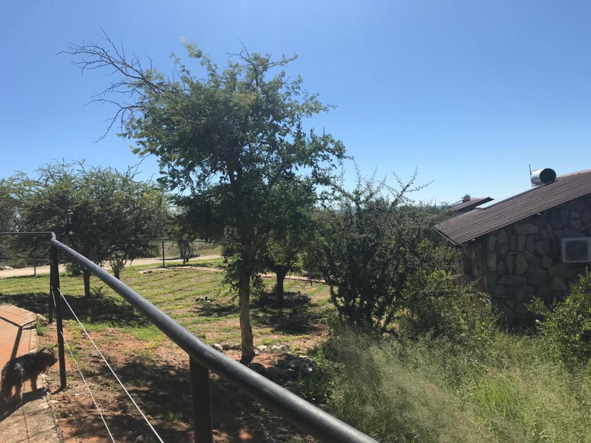 אוצ'יווארונגו Aloegrove Safari Lodge מראה חיצוני תמונה