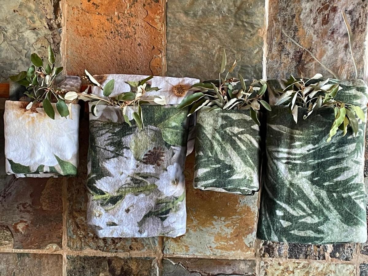 אוצ'יווארונגו Aloegrove Safari Lodge מראה חיצוני תמונה