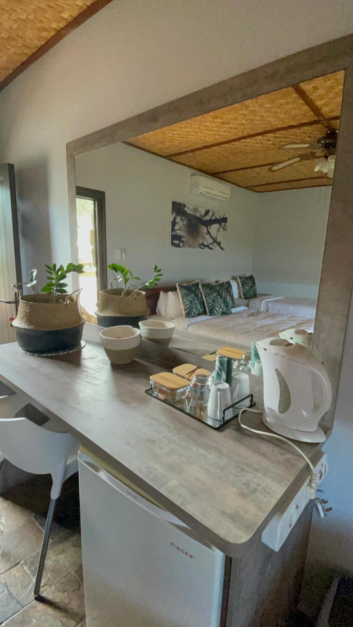 אוצ'יווארונגו Aloegrove Safari Lodge מראה חיצוני תמונה
